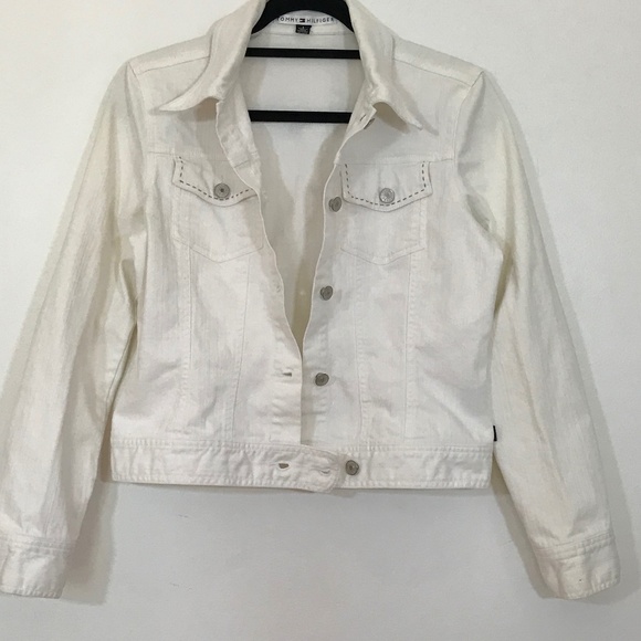 Tommy Hilfiger Women’s Vintage White Button Up Jean Jacket - Picture 9 of 14